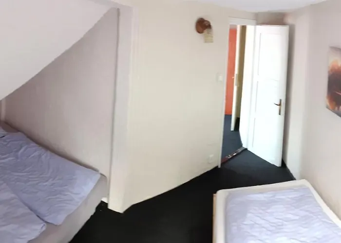 Osrodek Wypoczynkowy Nad Wodospadem Frühstückspension Preseka