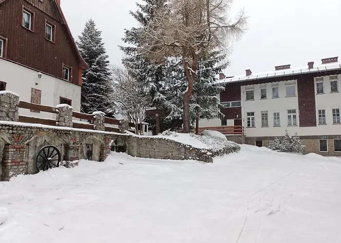 Osrodek Wypoczynkowy Nad Wodospadem Frühstückspension Preseka